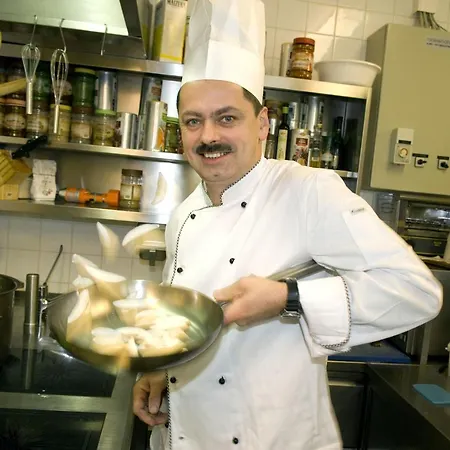 بيت ريفي Restaurant Goerg 3*